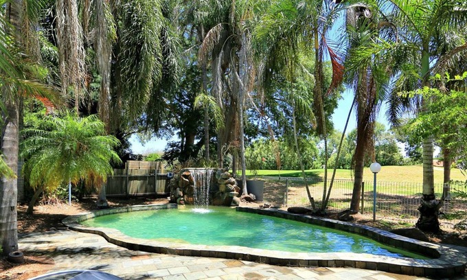 Bargara Hotel | Bargara Gardens Motel & Holiday Villas