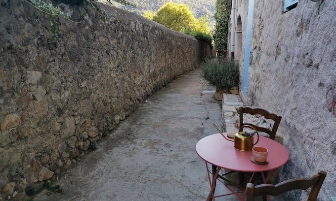 Bargemon Apartamento | BARGEMON : Petit cocon frais dans charmant village