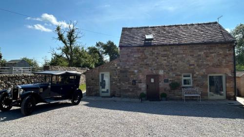 Cauldon Casa | Barn Conversion - Sleeps 4 - Pet friendly - Garden