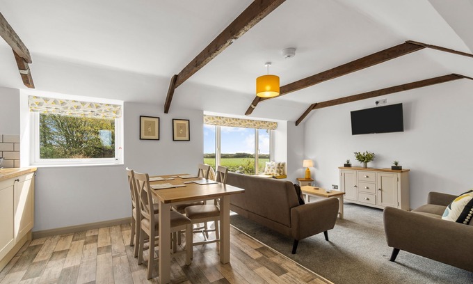 Helston Cabaña | Barn Cottage @ Arrowan Common Farm