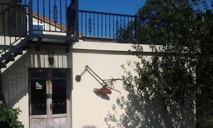 Outes Apartamento | Granero Loft con vistas desde arriba del árbol