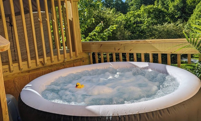 Stokes Casa | Barn Sanctuary w Private Hot Tub and Pond View