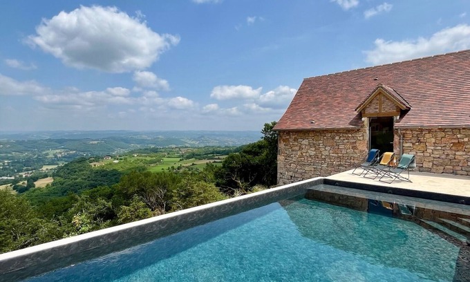 Loubressac Casa | Barn with exceptional view over the Dordogne valley!