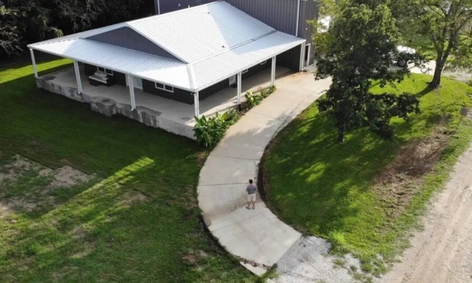 Seven Points Casa | Barndo near Cedar Creek Lake!