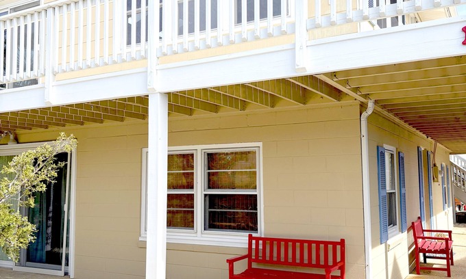Barnegat Light Casa | Barnegat Light- Just Listed -Spacious 4-bedroom house with WiFi, AC- Ocean Block