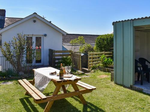 Hartland Casa | Barnhayes