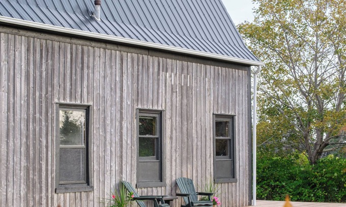 Lot 46 Cabaña | Barnhouse in Baltic – 4-Bedroom Seaside Escape Near PEI’s Best Beaches
