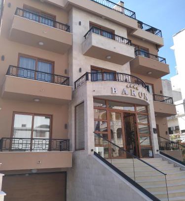 Maini Apartamento | Baron