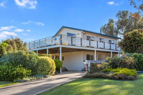 Apollo Bay Casa | Barrabay