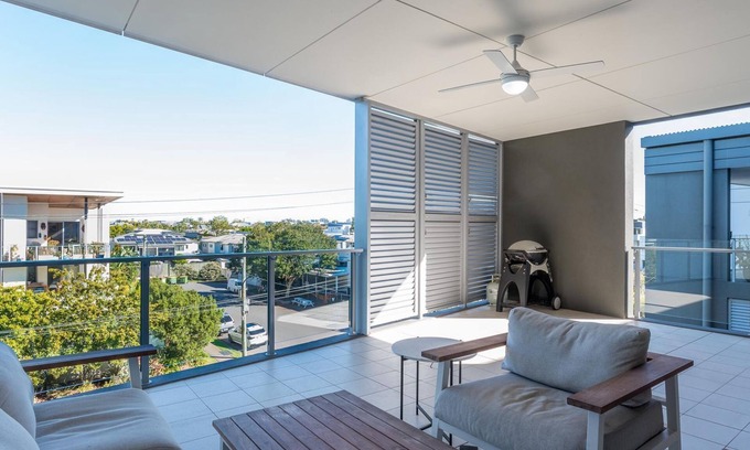 Bulimba Apartamento | Barramul on the Park Sleeps 6 Guests