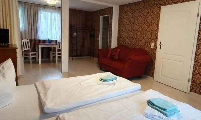 Oberhavel Apartamento | Barrier-free double room with shower / toilet