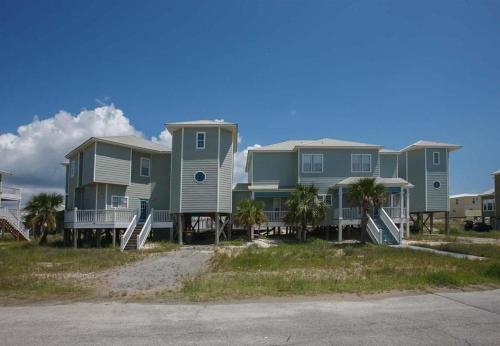 Fort Morgan Casa | Barton's Beach House-350 S Breakers