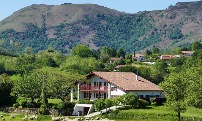 Louhossoa Apartamento | BaskoParadis I EcoApt I Luminosa I Cama 160 I Terraza I Vista panorámica I Burro