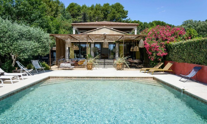 Lauris Villa | Bastide Dou Pastre, casa unifamiliar