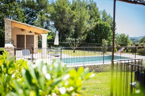 Gordes Casa | Bastide Toujours Dimanche, Maison de vacances avec vue & piscine chauffée