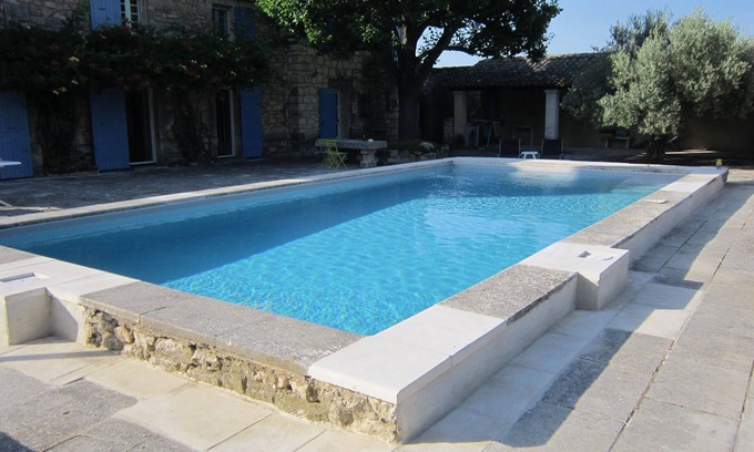 Lacoste Casa | Bastide con la obtención de la piscina y sauna, capacidad de 7 a 8 personas