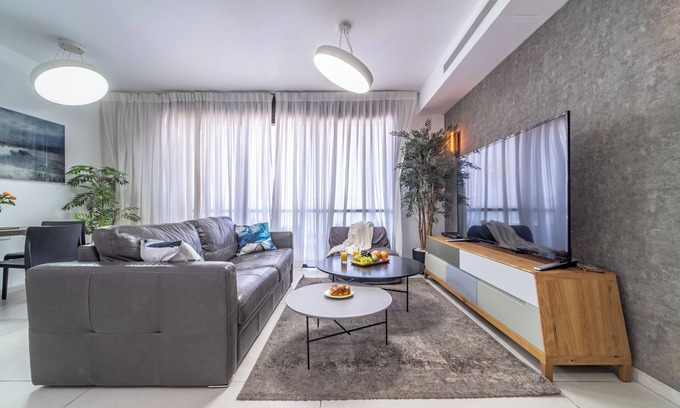 Haifa Apartamento | Bat Galim Sea View Balcony by Sea N Rent