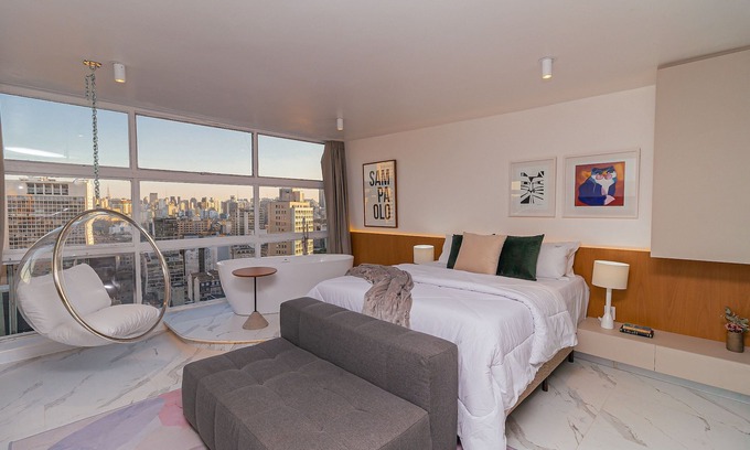 Central Zone Casa | Bathtub with a view | AC | 32nd floor