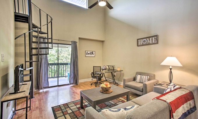 Highlands - Perkins Condominio | Baton Rouge Condo < 3 Mi to Tiger Stadium!