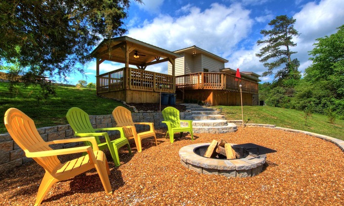 Graysville Casa | BattleVista Smart Home - Bañera de hidromasaje - pozo de fuego