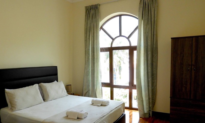 Batu Ferringhi Casa | Batu Ferringhi Homestay