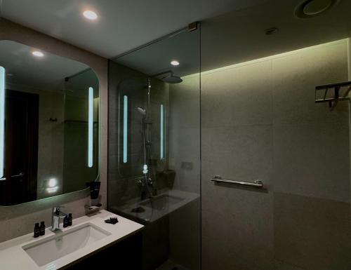 Old Boulevard Apartamento | Batumi Bay Apartments - Luxe by the Sea