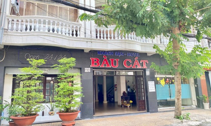 Ba Queo Hotel | Bau Cat Hotel
