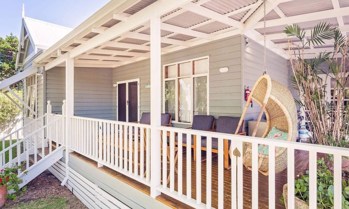 Dunsborough Casa | Baudin On Bay Family Escape by the Foreshore