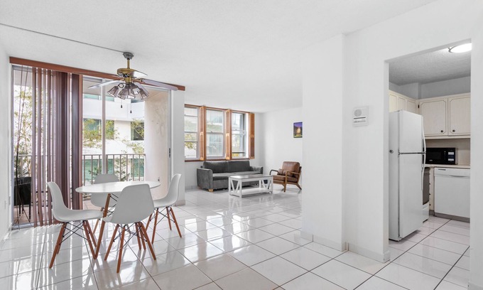 Bay Harbor Islands Apartamento | BAY HARBOR SUNSET 2B