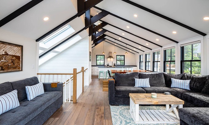 Wellfleet Casa | Bay Haven - Newly Renovated Home on Fisher Beach w/ water views and AC