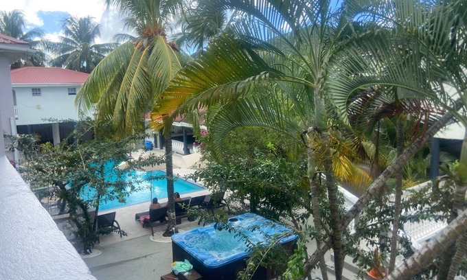 Rodney Bay Apartamento | Bay Heights Escape- Courtyard Studios