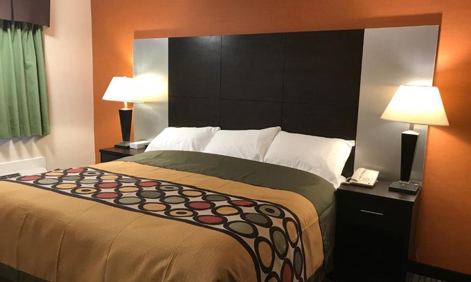 Neepawa Hotel | Bay Hill Inns & Suites