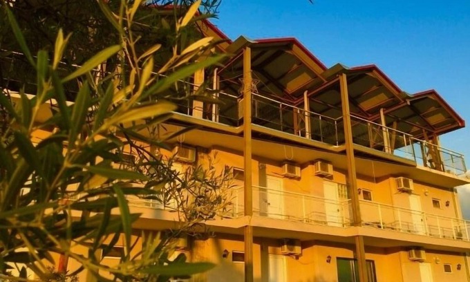 Karavomilos Apartamento | Bay Holiday Hotel & Spa