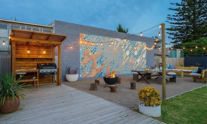 Tootgarook Casa | Bay Lyf - Beach House - Old School Summer Holidays are back