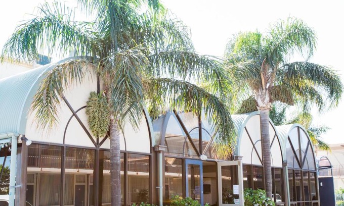 Glenelg South Hotel | Bay Motel Hotel