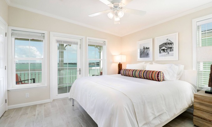 Little Torch Key Casa | Bay View 2 habitaciones / 2. 5 baños Alquiler de casa de pueblo en Key West Area