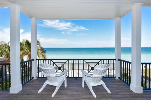 Anna Maria Casa | Bay View Beauty