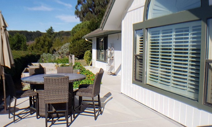 Watsonville Casa | Bay View Ridge: Secluded Home w/Pool and Hot Tub