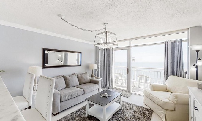 Crescent Beach Hotel | Bay Watch 1408