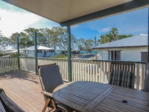 Traviston Casa | Baybreeze -Burrum Heads- 3BR- Close to Boat Ramp