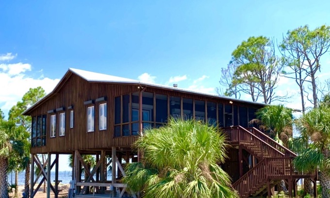 Cape Breezes Casa | Bayside, 4 recámaras, 2 baños, muelle, carrito de golf al golfo, acceso para discapacitados Elavator.