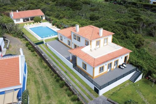 Praia da Vitoria Casa | BayHouse