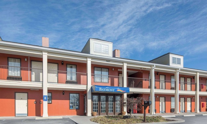 Cleveland Hotel | Baymont by Wyndham Cleveland