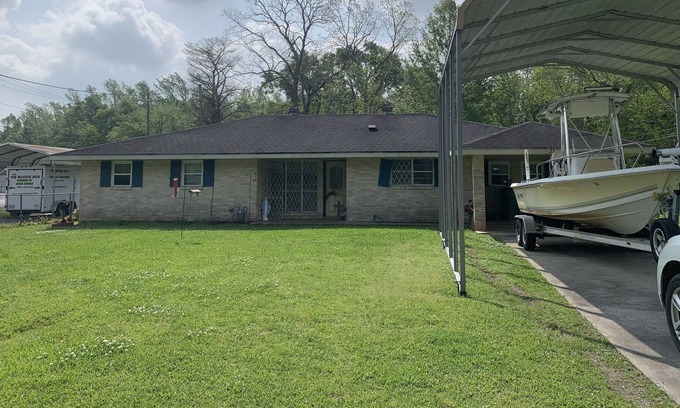 Pierre Part Casa | Bayou Front Pierre Part