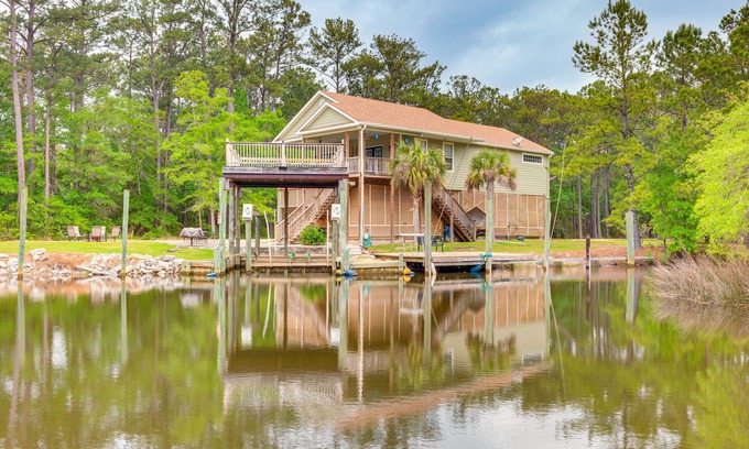 Bayou La Batre Casa | Bayou La Batre Stilted House on Snake Bayou!