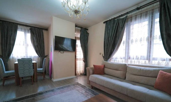 Bayrampasa Apartamento | Bayrampasa daire 5 · 1-B Suite Apt in the heart of Istanbul