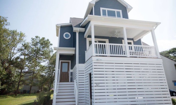 Caine Woods Casa | Bayside Bliss is the perfect beach getaway and a short walk from the beach