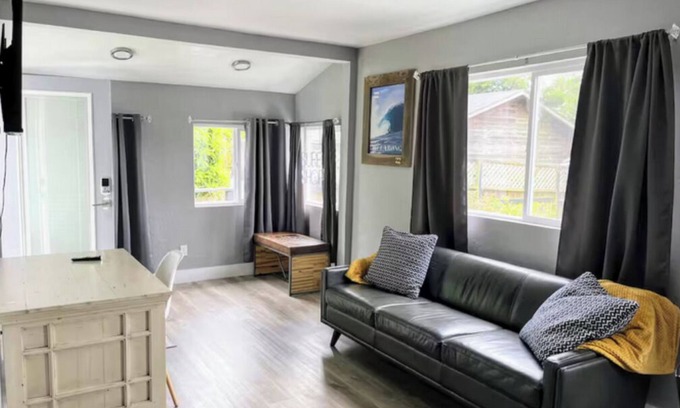 Jacoby Creek Casa | Bayside Casita Upgraded &In Town