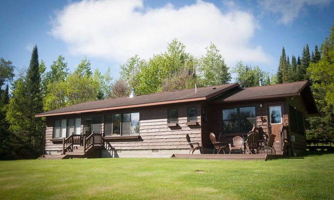 Crane Lake Cabina | Bayside Fish Camp and Family Retreat - 1. 5 Acres