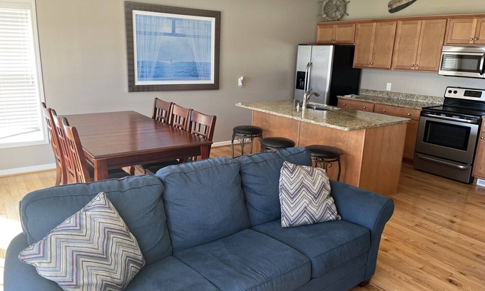 Sodus Point Condominio | Bayview at Three Schooners Landing